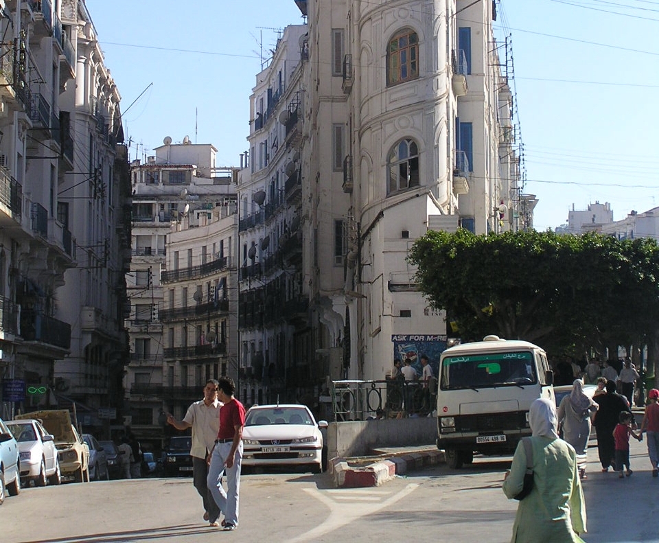 На улицах Алжира