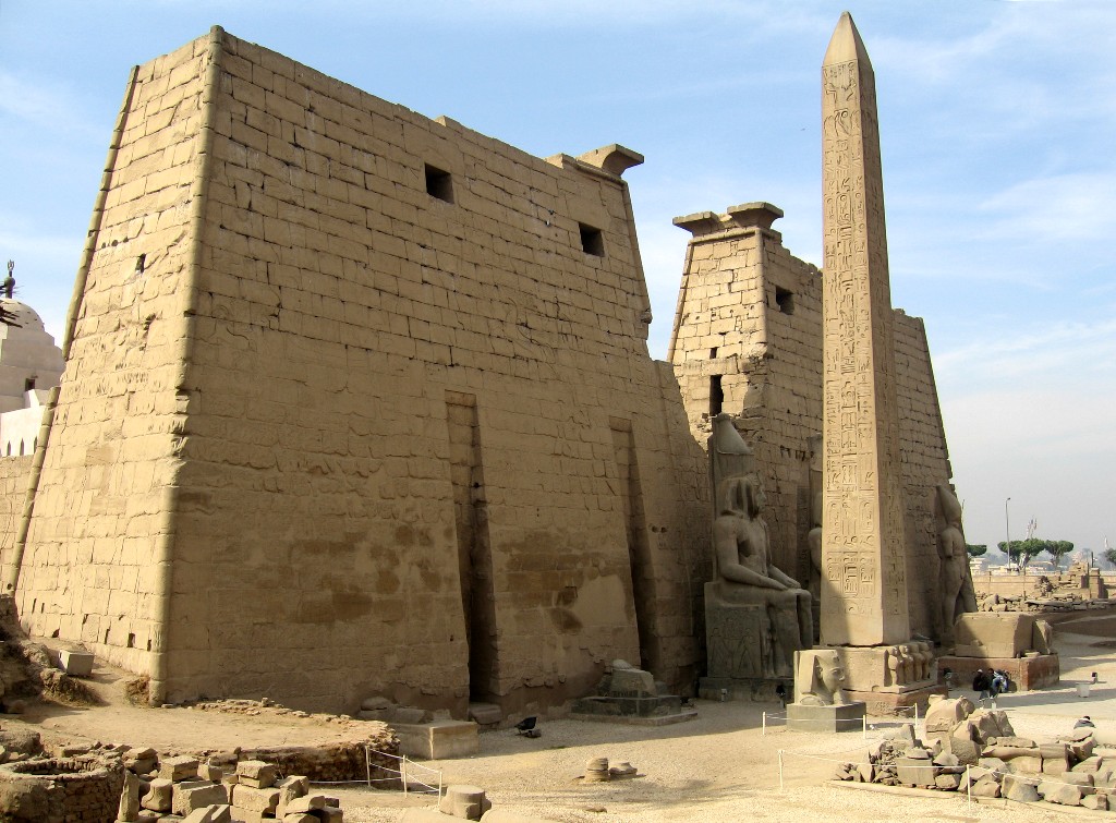 руины храма в Луксоре