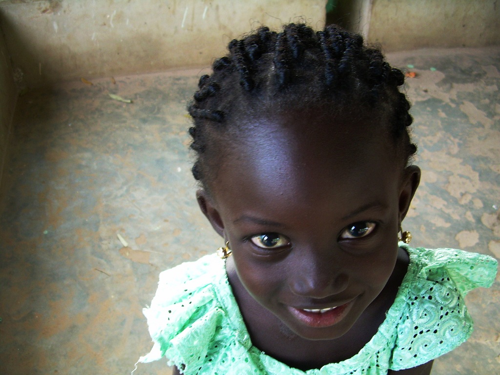 Гамбийская девочка