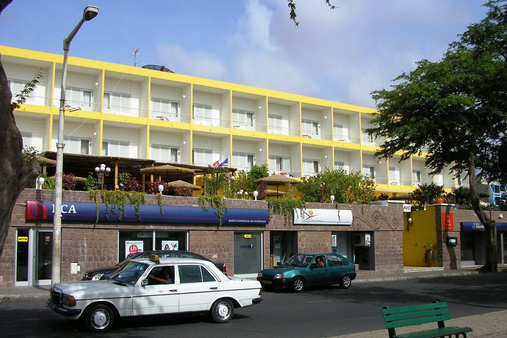 Отель Порту Гранде в Минделу