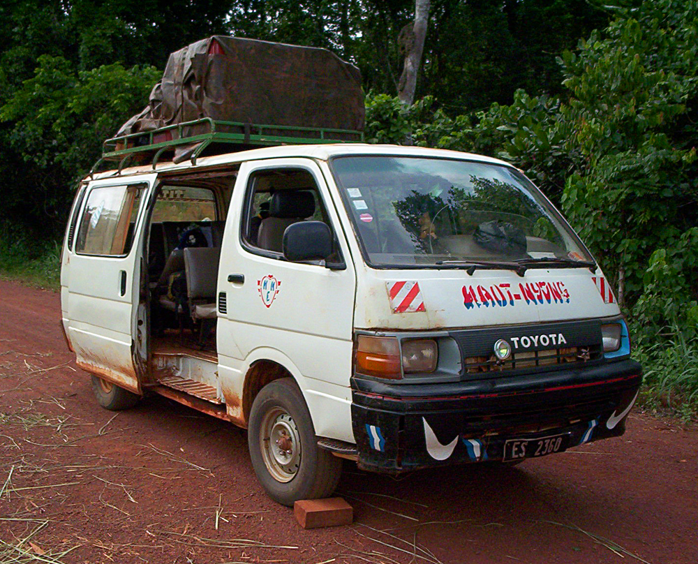 Такси в Яунде