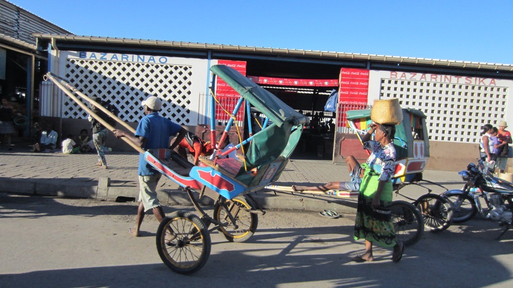 Услуги рикш в Махадзанге