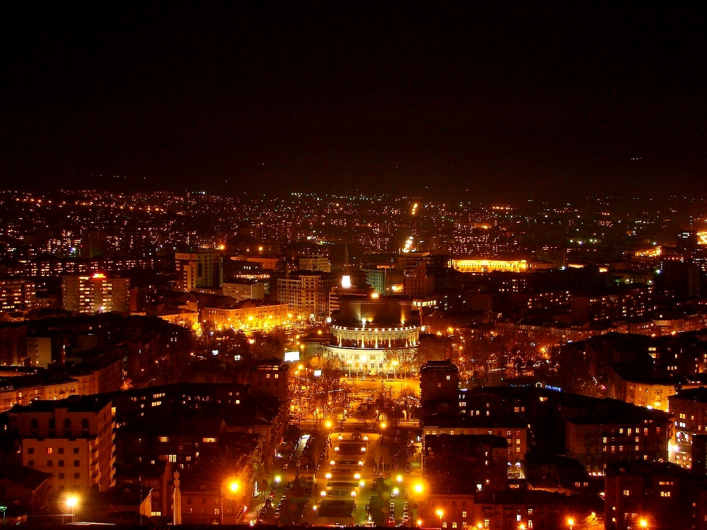 панорама ночного Армавира