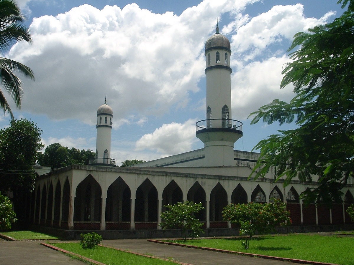 Мечеть в Дакке