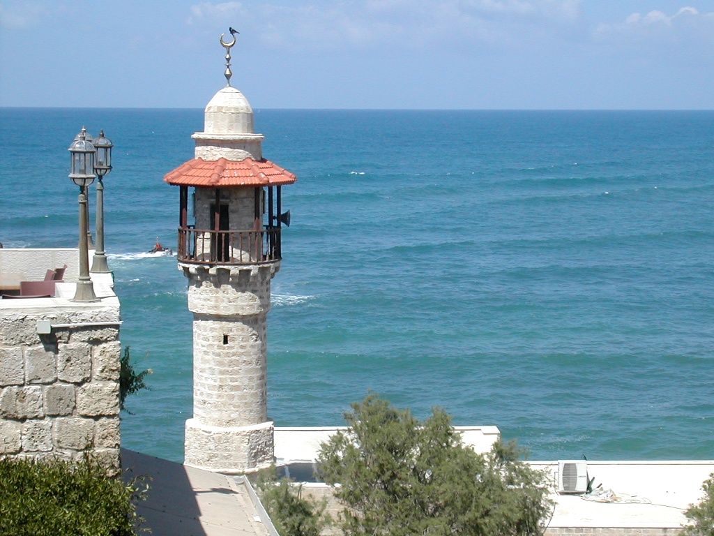 Море возле Тель-Авива