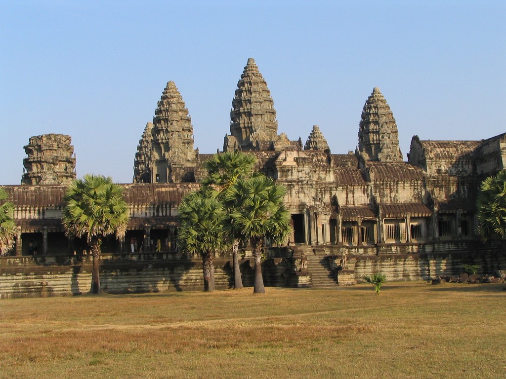 Ангкор — храмовый комплекс неподалеку от Сиемреапа