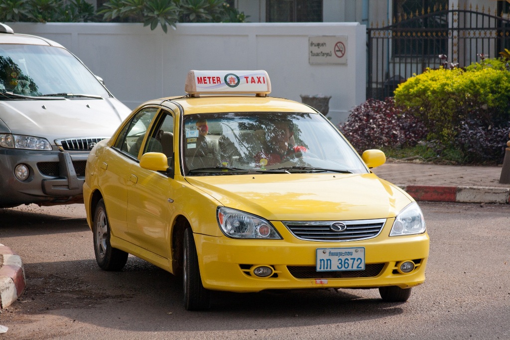 Такси во Вьентьяне