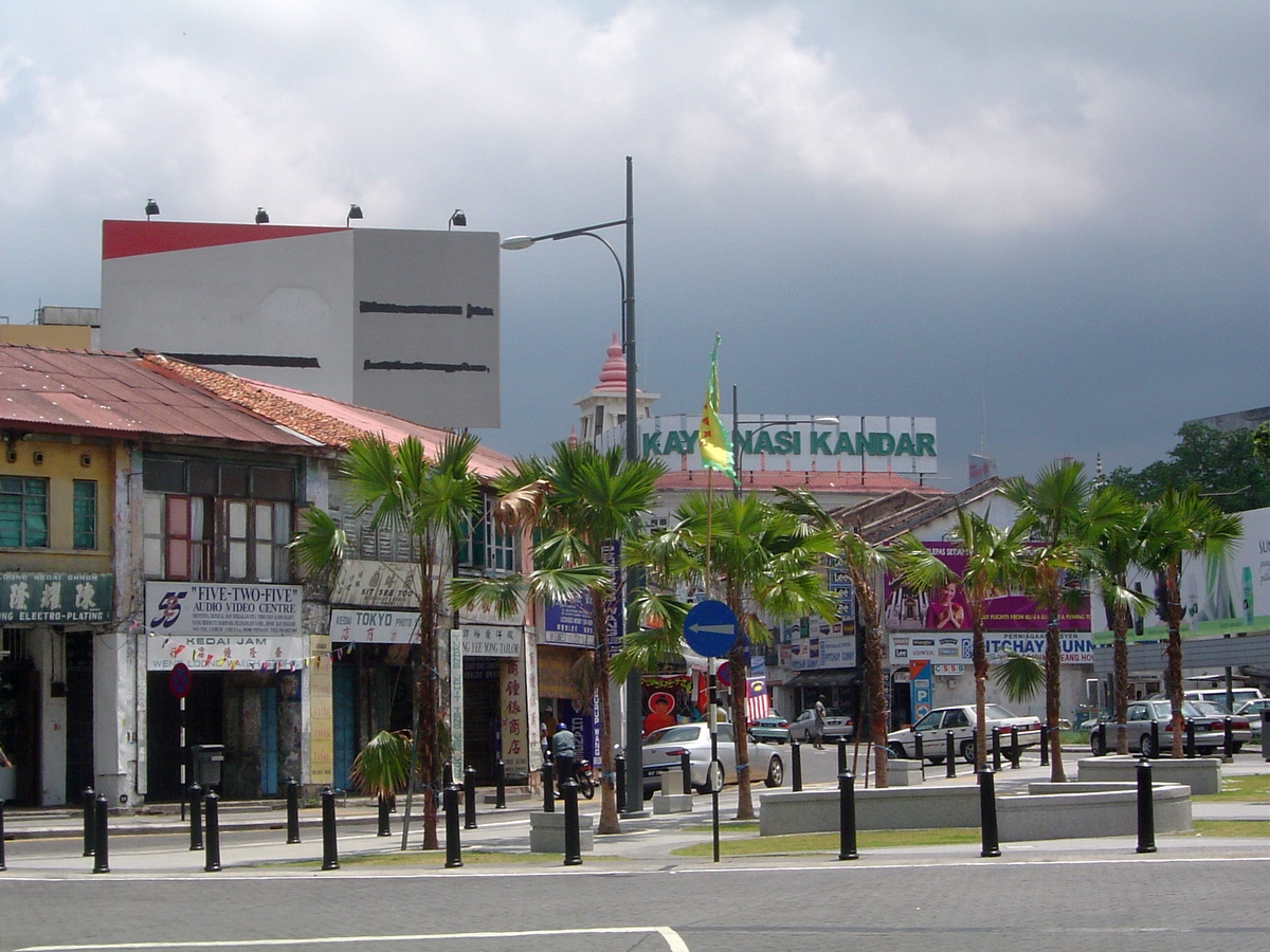 На улицах Джоржтауна, о.Пенанг, Малайзия
