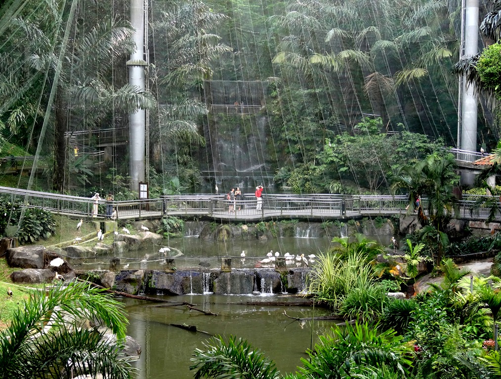 Парк диковинных птиц в Куала-Лумпуре