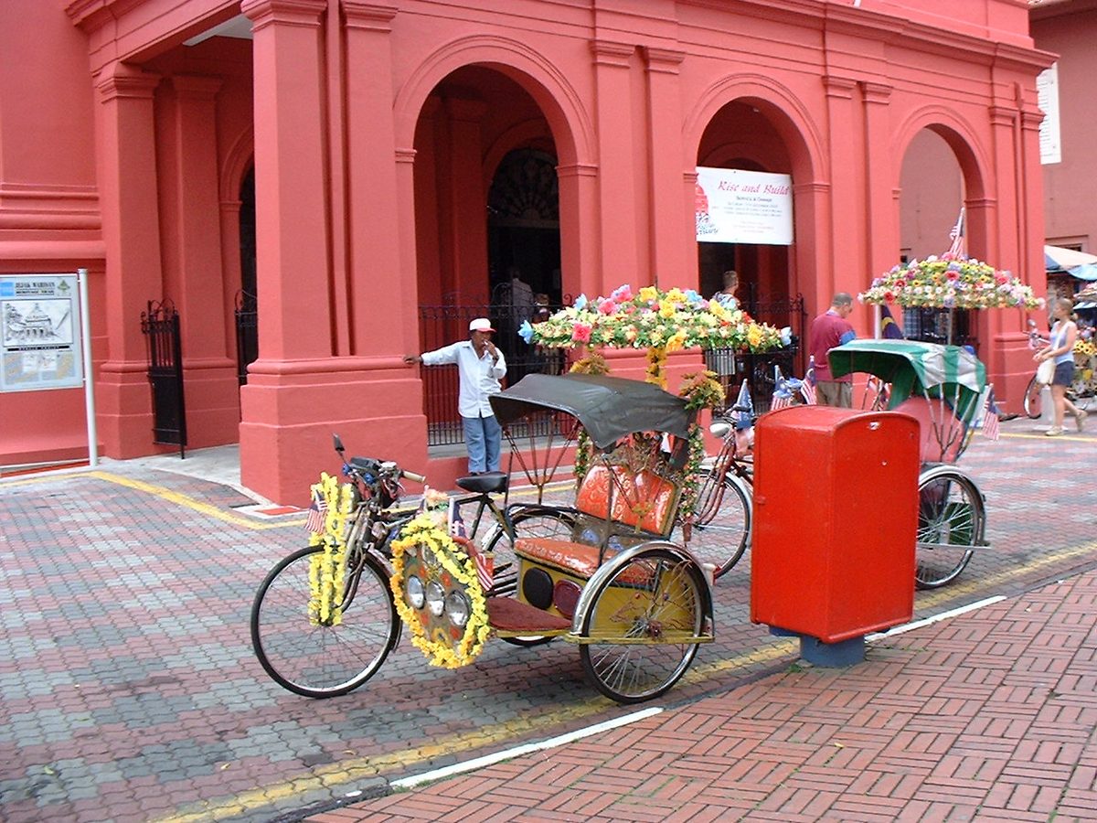 Рикши на улицах Малакки