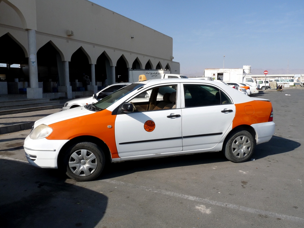 такси в Омане