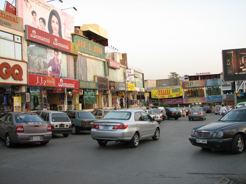 Улица в Исламабаде