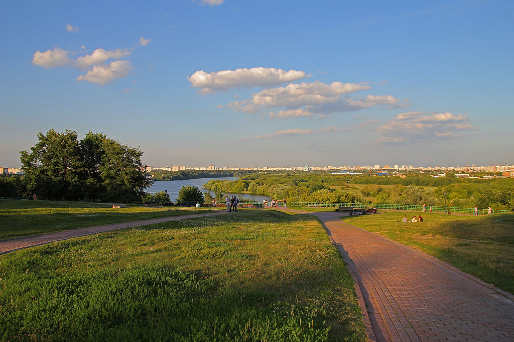 Коломенское, Москва река
