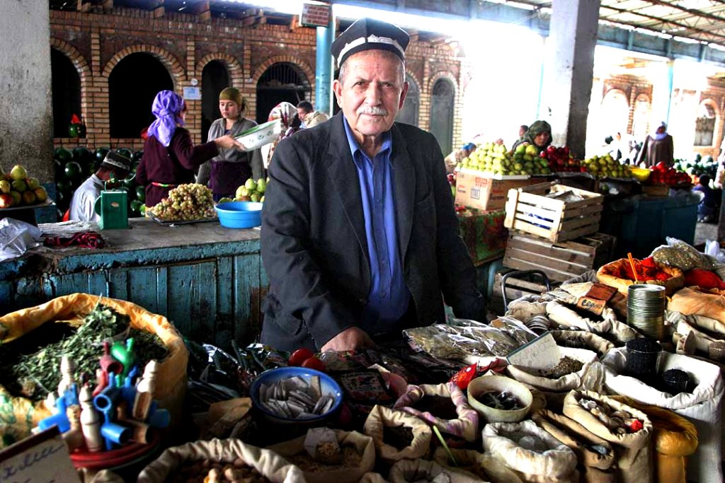 Местный рынок в Душамбе