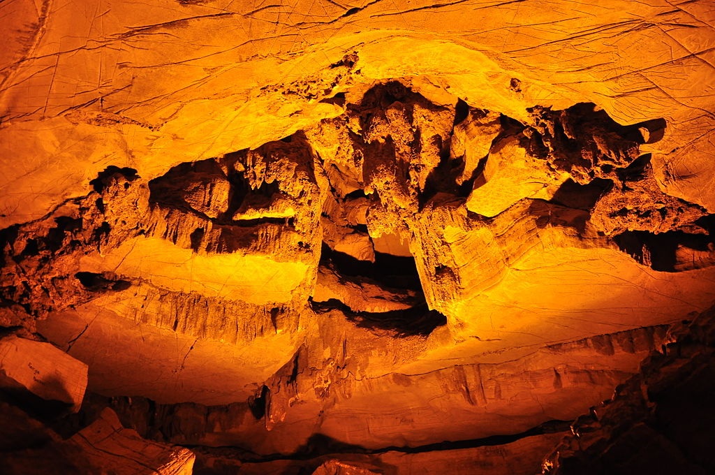 Пещеры Элефанта