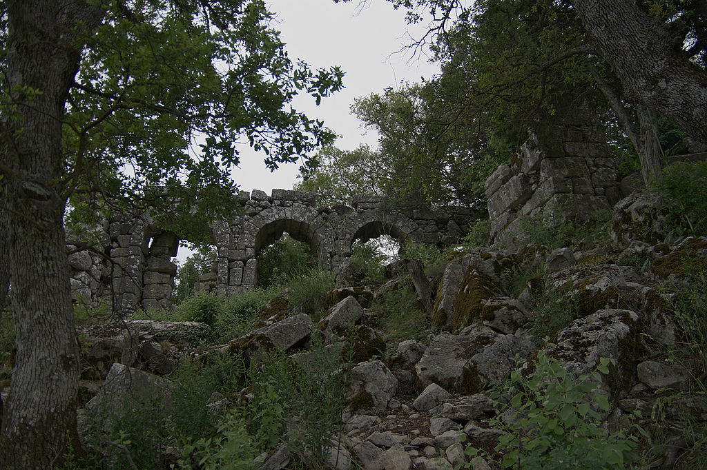 Развалины храма в Термессосе
