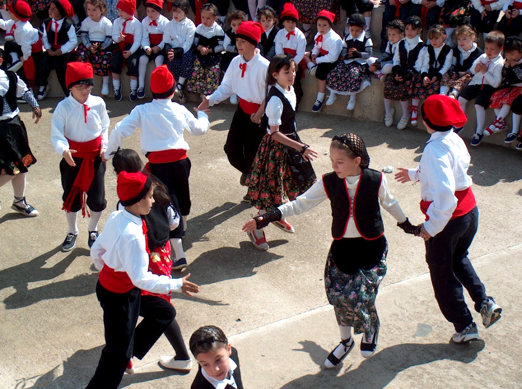 Каталонский танец