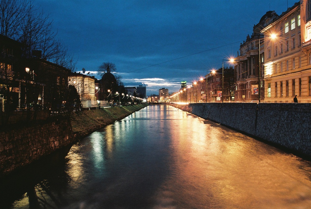 ночное Сараево