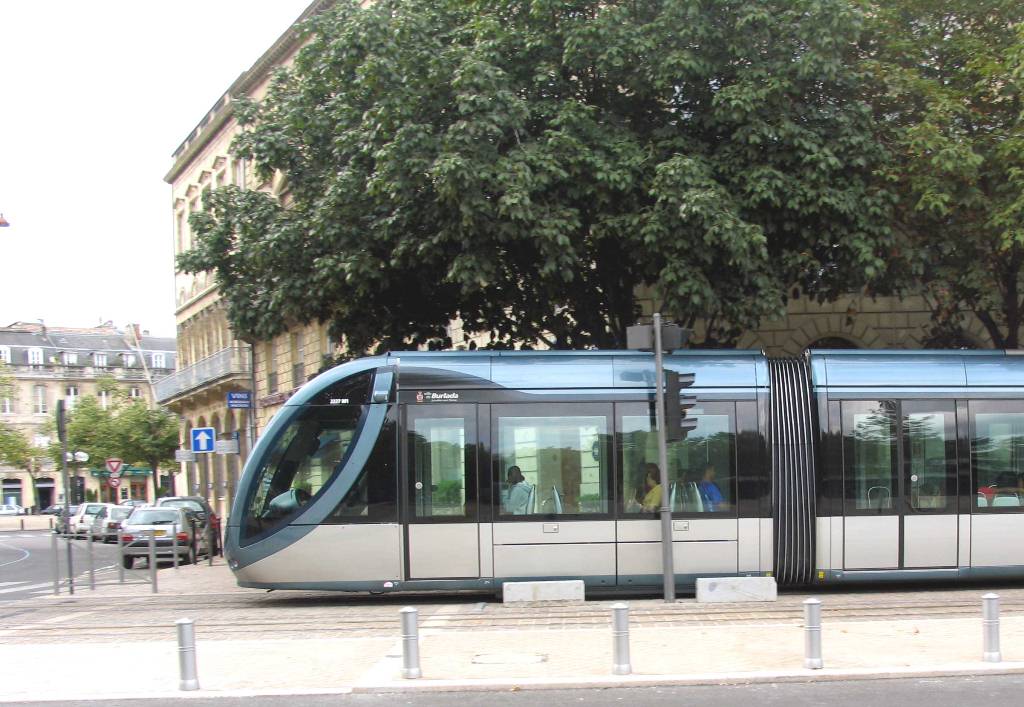 Трамвай Бордо