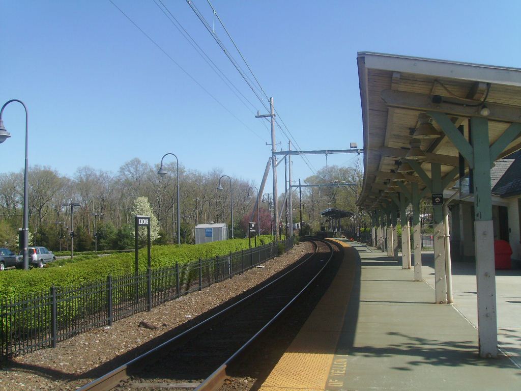 Станция Лион