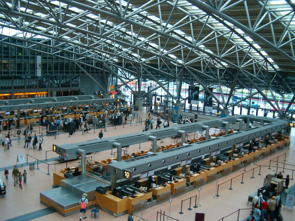 Международный аэропорт Финкенвердер в Гамбурге