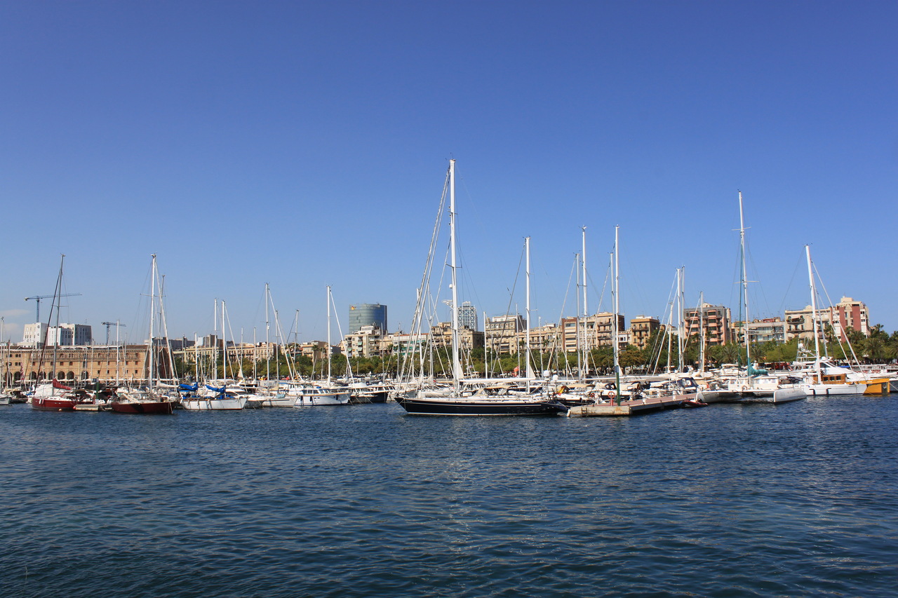 стоянка для яхт в Барселоне