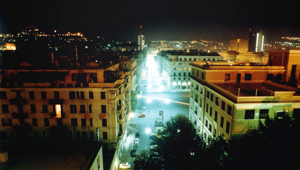 В Генуе ночью