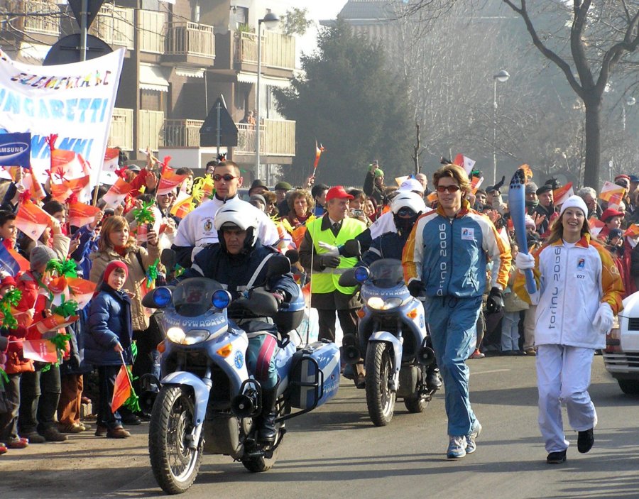 Олимпийское шествие в Турине