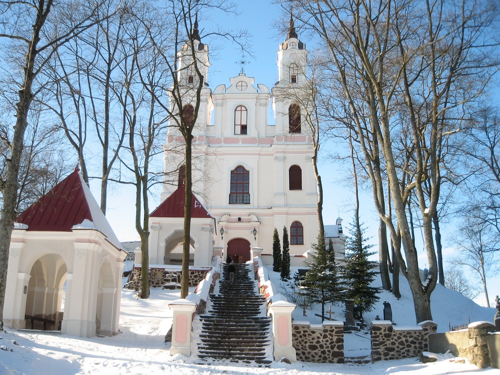 церковь на окраине Вильнюса