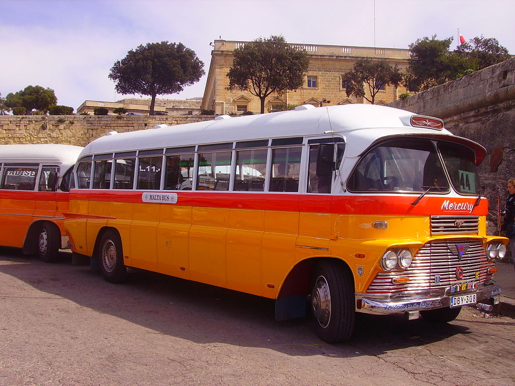 Автобусы в Сент-Джулиансе