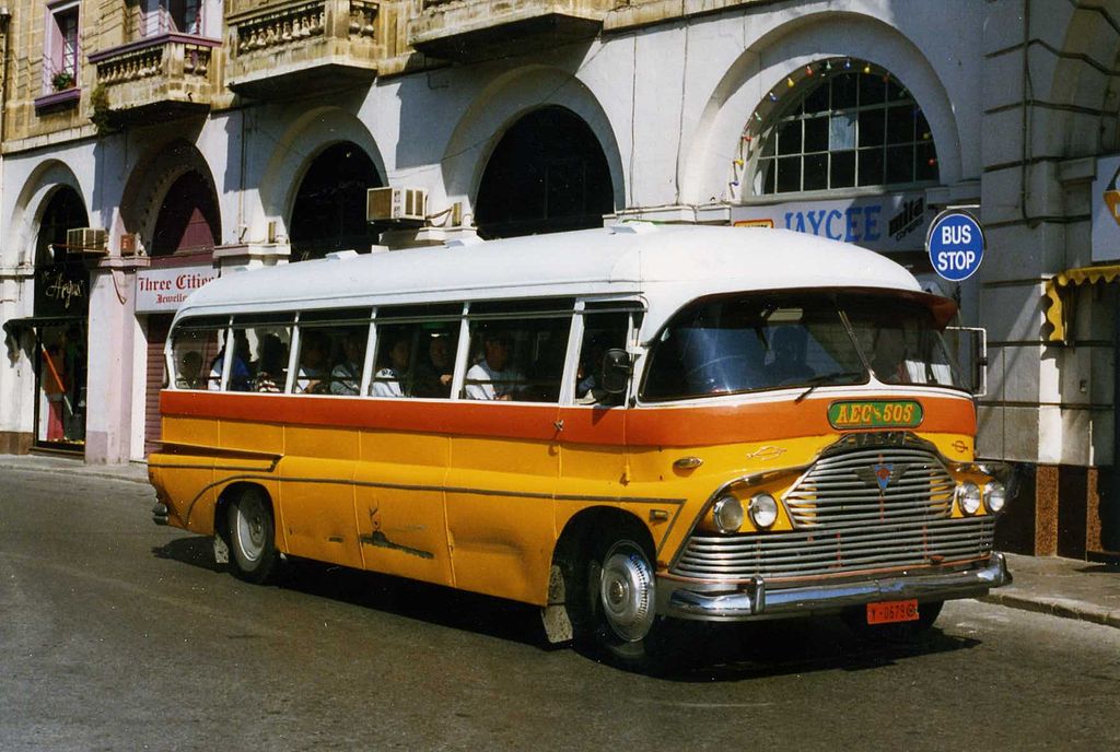 Автобус в Валлетте