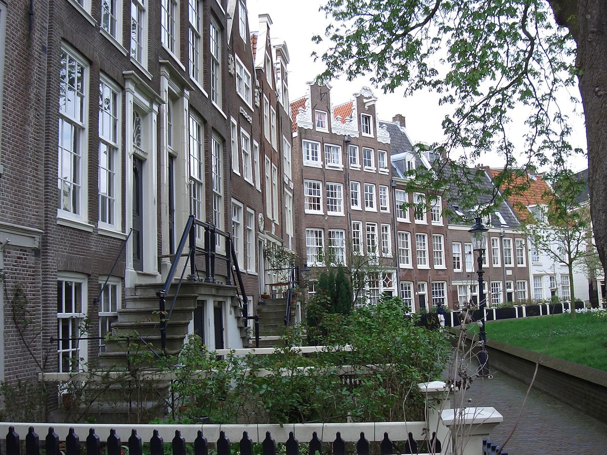дворики Амстердама