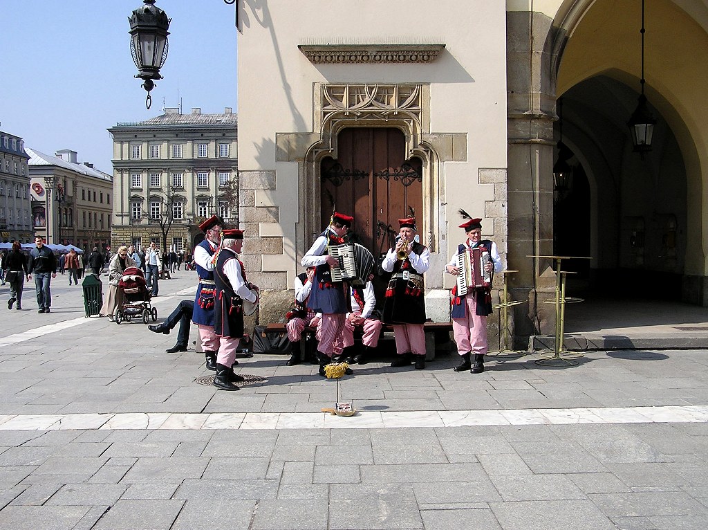 Музыканты на улицах Кракова