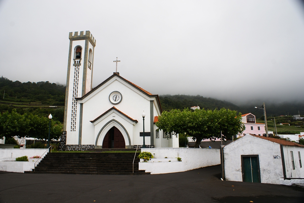 Церковь в Лажеш-ду-Пику
