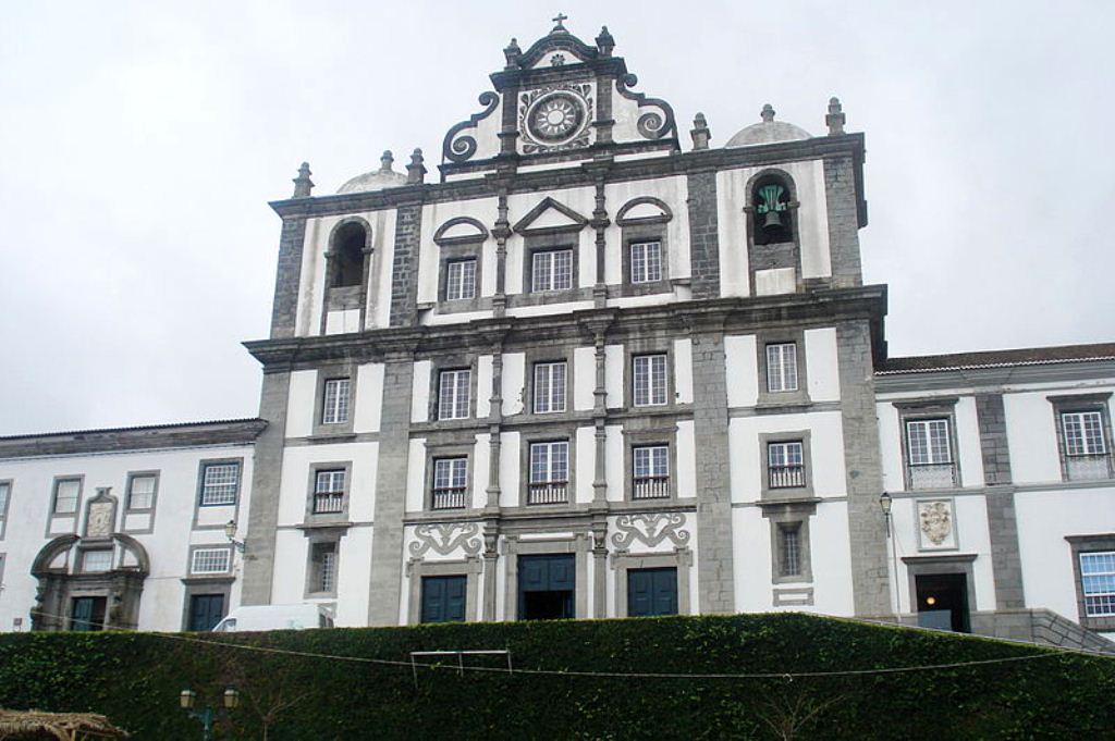 Главная церковь Орты