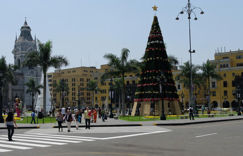 Площадь Mayor в Лиме