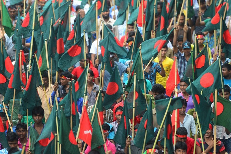 Шествие рабочих в Дакке, Бангладеш.