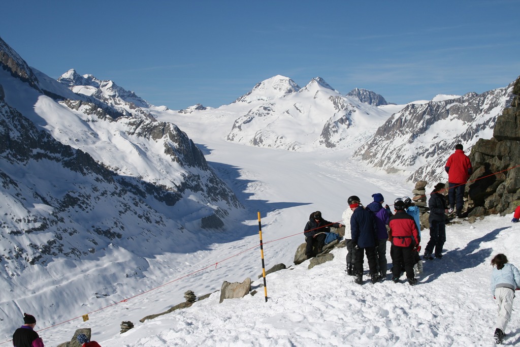 Занятие горнолыжным спортом в Швейцарии