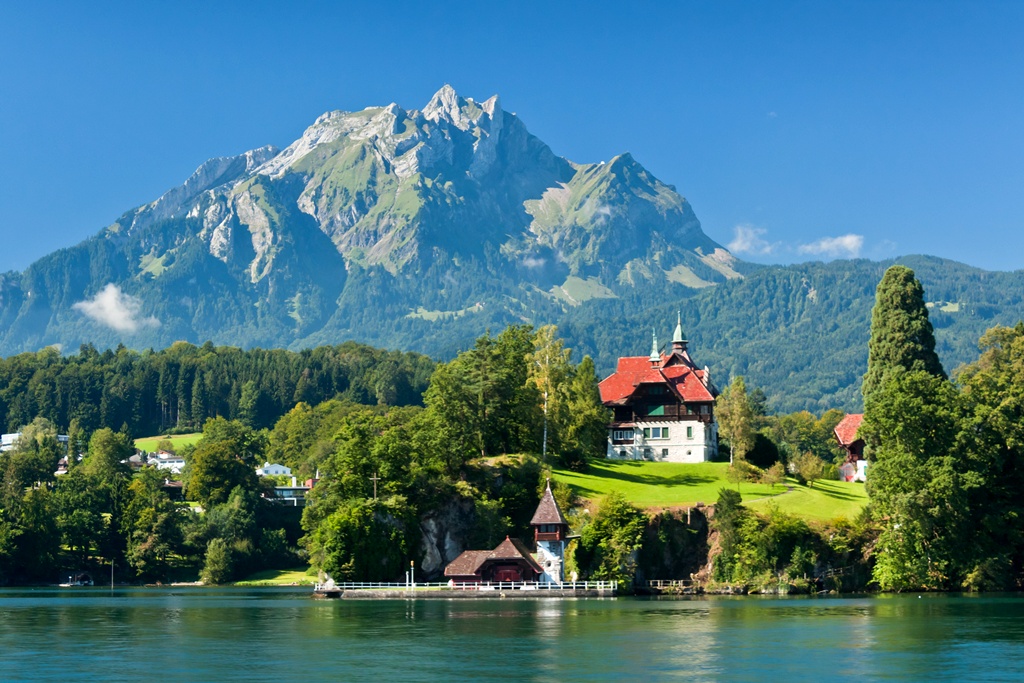 дом в швейцарии купить у озера
