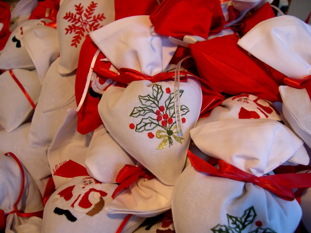 Рождественские мешочки с подарками в Литве