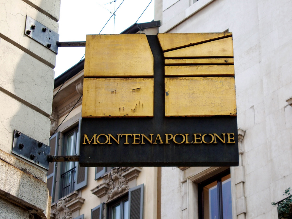 Montenapoleone в Милане
