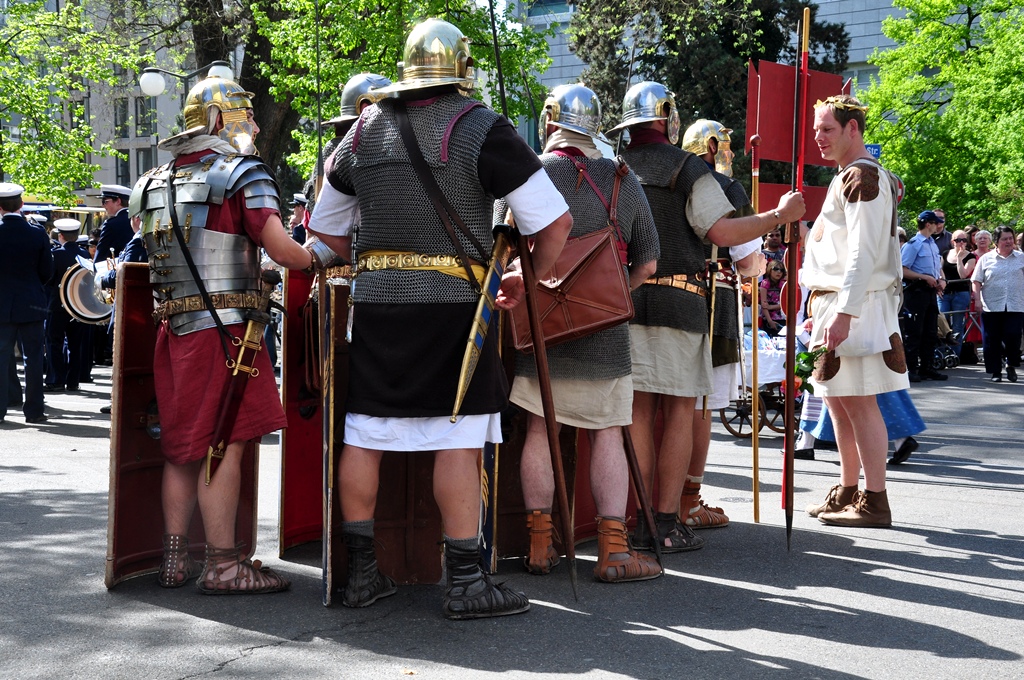 Римляне на празнике города