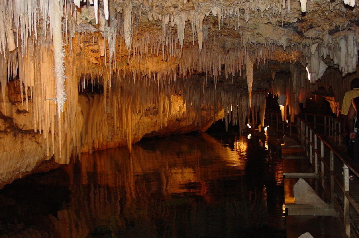 Кристаллическая пещера