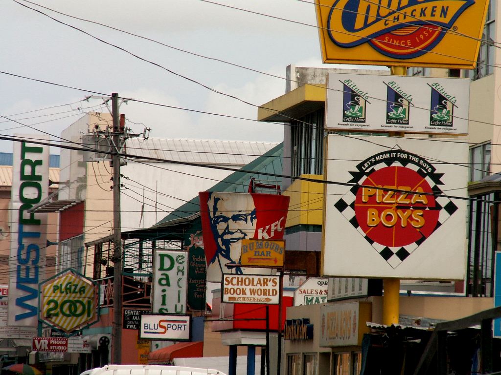 Сеть магазинов в Чагуанасе
