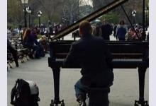Вашингтон-сквер приглашает послушать рояль