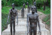 10 самых впечатляющих мемориалов памяти жертв нацизма и сталинизма