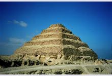 Пирамида Джосера — первая «многоэтажка»
