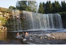 Водопад Ягала — гордость Эстонии
