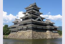 Замок Мацумото — замок Ворона для созерцания Луны